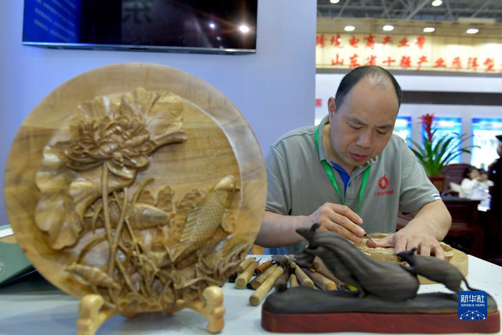 星耀娱乐平台
